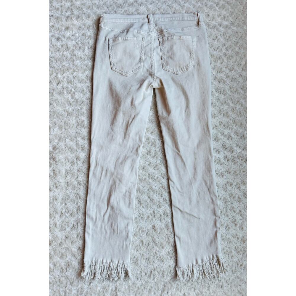Free People Great Heights Jeans Distressed Fringe Frayed Hem White Ivory Size 26 - Picture 5 of 8
